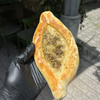 Pide fromage thym