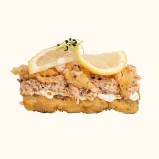 Sushi Pizza Fruit De Mer