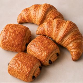 Pack 3 pains au chocolat + 2 Croissant