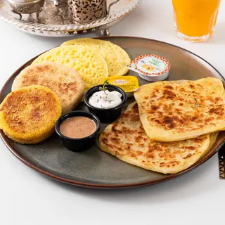 Assortiment De Msmen, Baghrir et Harcha