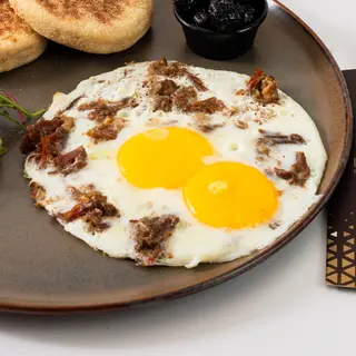 Omelette ou oeuf au plat au Khlii