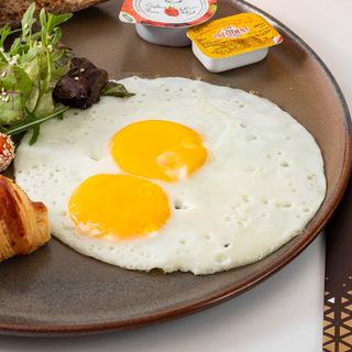 Omelette Nature, Œufs au Plat ou Brouilles