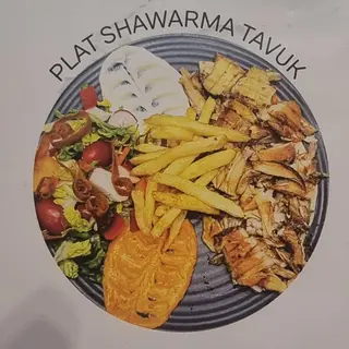 Plat shawarma tavuk