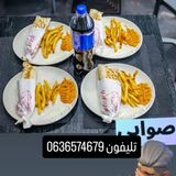 4 sandwichs shawarma à la viande avec frites et un litre de soda