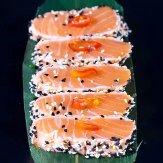 TATAKI SAUMMON - 5 PIECES