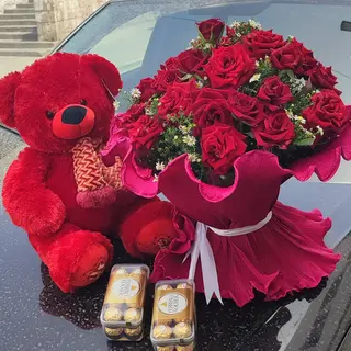 SWEETHEART SURPRISE