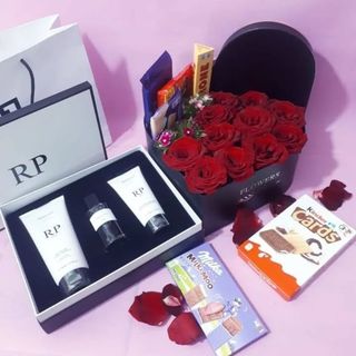 هذية ورد مع ميكاب شااامل غني التعريف