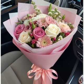 باقة ورد لعشاقه