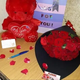 bouquet and bear teddy
