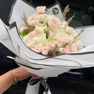 La reine blanche de 20 roses