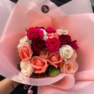 35 rose variées