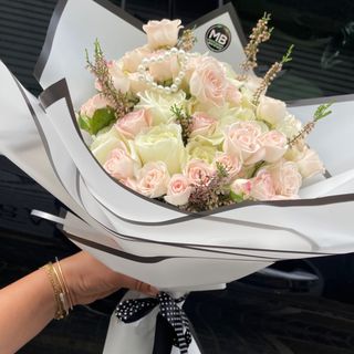 La reine blanche de 50 roses