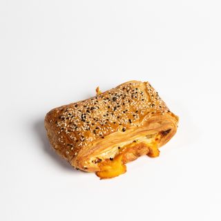 Turkey & Cedar Cheese On Sesame Swiss Bread