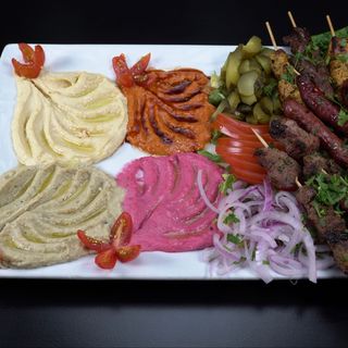 Assiette Brochettes Merguez