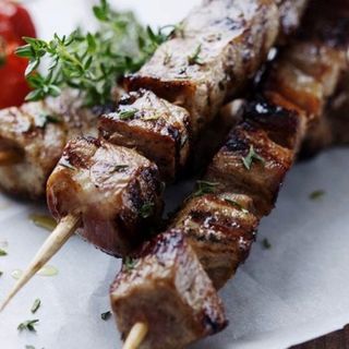 Pinchos de bœuf