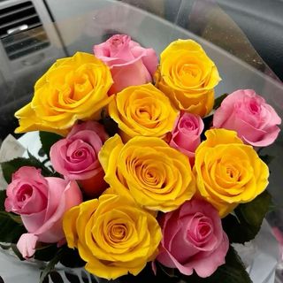 Yellow and Pink Premium Roses-10