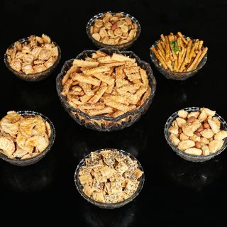 Sélection de Petits Fours Salés 500g