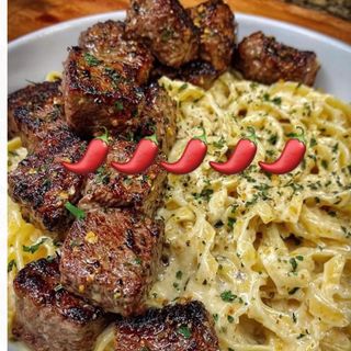  Viande tagiattele Pikont (على الفحم)