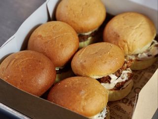 Mini Burger Box Beef (6)