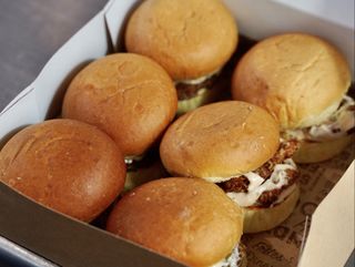 Mini Burger Box Chicken (6)