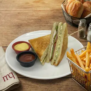 Club sandwich poulet