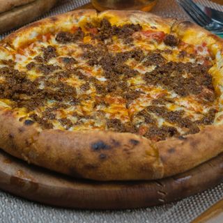 Pizza Bolognaise
