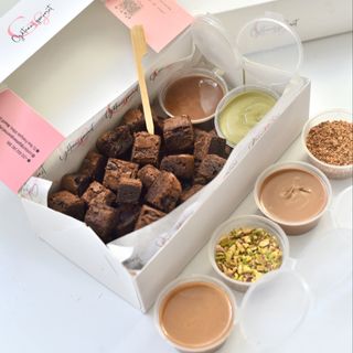 Mini cubes brownies