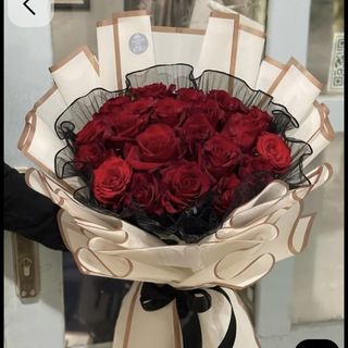 باقة 30وروة جورية حمراء مميزة للانيقات