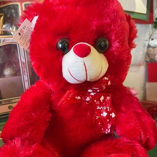 دبدوب احمر جميل مضئ