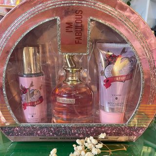 مجموعهIM FABULEUS