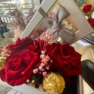 Boite de fleurs et Chocolat