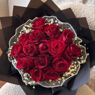 Bouquet de 20fleurs rouge Emballage noire spécial