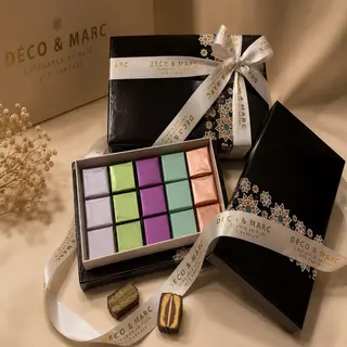 Chocolat Belge Signature – DÉCO & MARC (Boîte Noire)