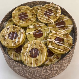 Sablé pistache caramel