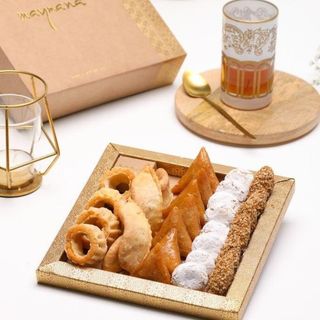 Mini-plateau de mignardises de gâteaux beldi