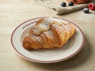 Mini-croissant praliné amande