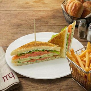Demi-club sandwich saumon