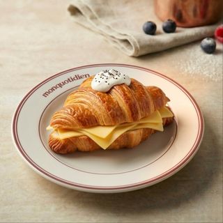 Croissant au fromage