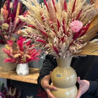 Merveille séchée et rose éternelle 