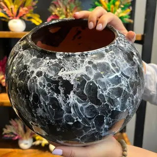 Pot Rond Black and White