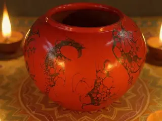 Vase BOULE Magic RED