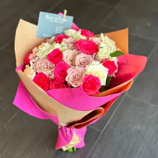 Bouquet de 35 Roses variées