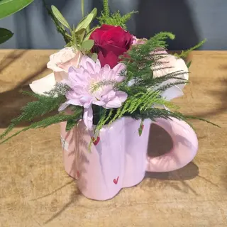 Flower pinky Cup 