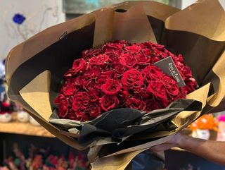 Bouquet 100 ROSES ROUGES