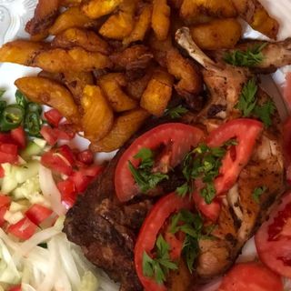 Alloco 1/2 poulet braisé