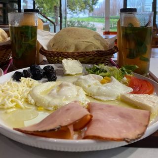 Petit déjeuner Beldi