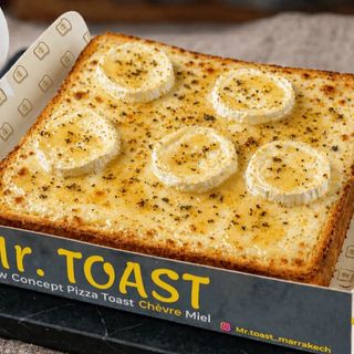 PIZZA TOAST Chèvre Miel