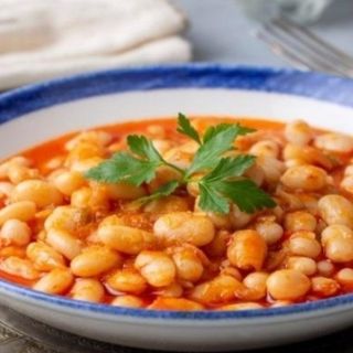 لوبيا بالثقلية 