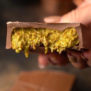 Tablette dubai kunafa