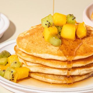 Pancakes tropical